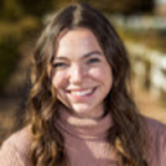 Meet your Posher, Mckenna - Picture 1 of 1